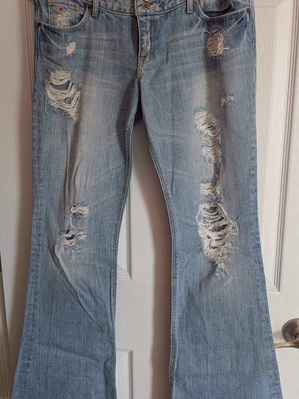 Hollister Distressed Light Blue Flared Women's Jeans